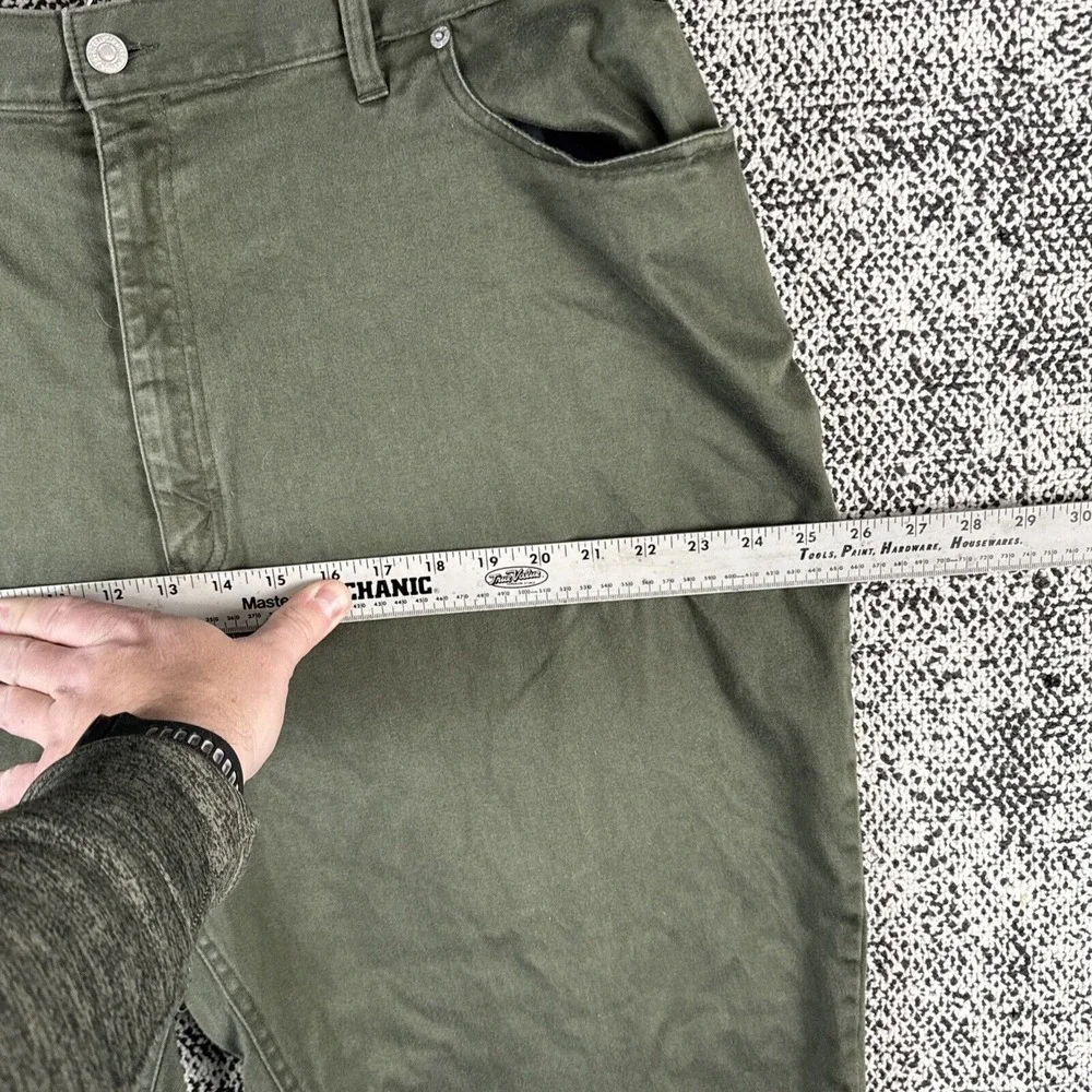 Levis Red Tab 550 Womens 24M (40 X 30) Relaxed Fit Plus Green Pants‎ High Rise